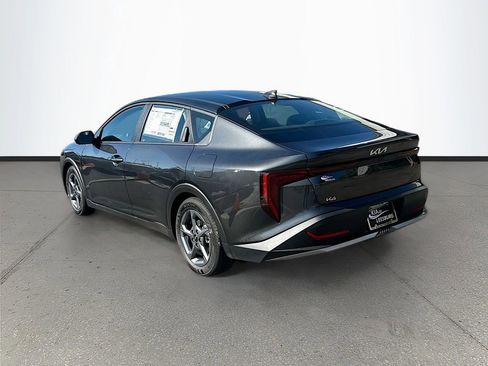 New 2025 Kia K4 LXS image 5