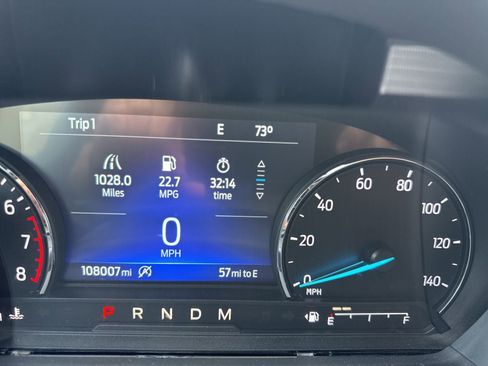 Used 2020 Ford Explorer XLT w/ Equipment Group 202A AWD/4WD image 13