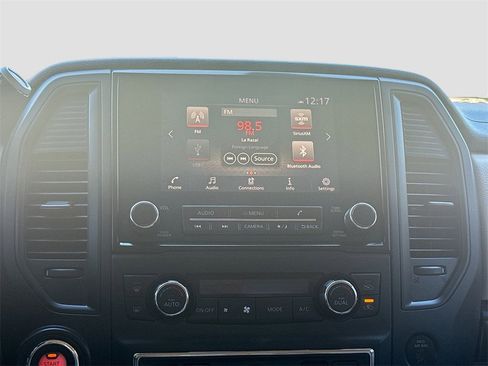 Used 2024 Nissan Titan SV w/ SV Convenience Package image 14