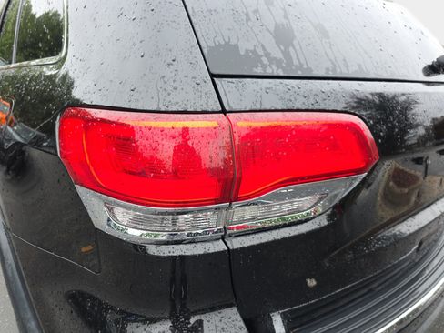 Used 2019 Jeep Grand Cherokee Limited RWD image 31