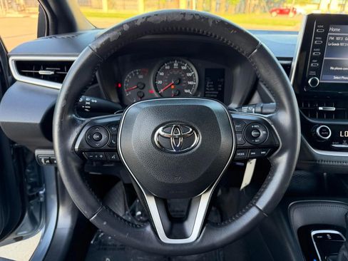 Used 2020 Toyota Corolla SE FWD image 18