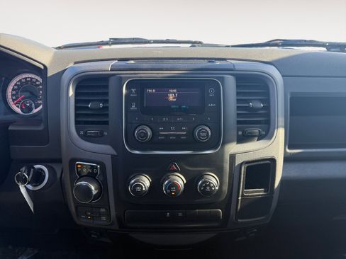 Used 2016 RAM 1500 Express AWD/4WD image 11