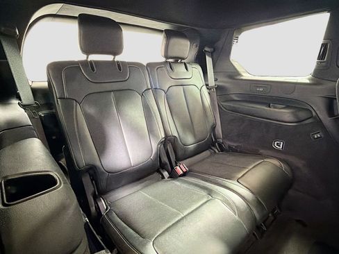 Used 2022 Jeep Grand Cherokee L Overland w/ Advanced Protech Group III AWD/4WD image 28