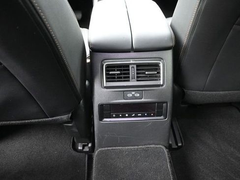 Certified 2024 MAZDA CX-90 3.3 Turbo w/ Preferred Package image 22