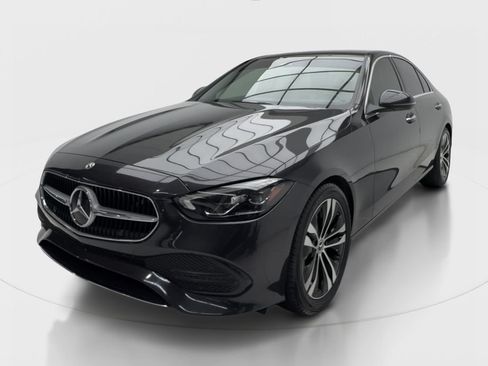 Used 2022 Mercedes-Benz C 300 Sedan image 4