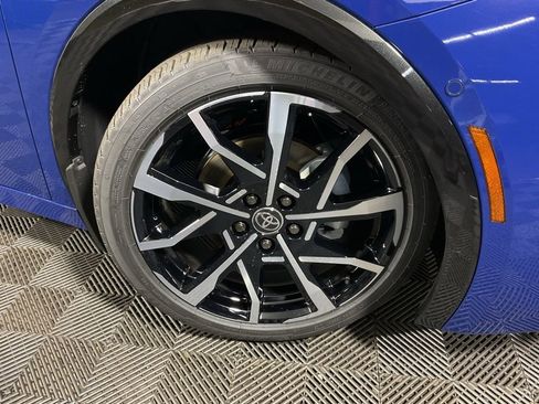 New 2025 Toyota Prius Plug-In Hybrid image 39