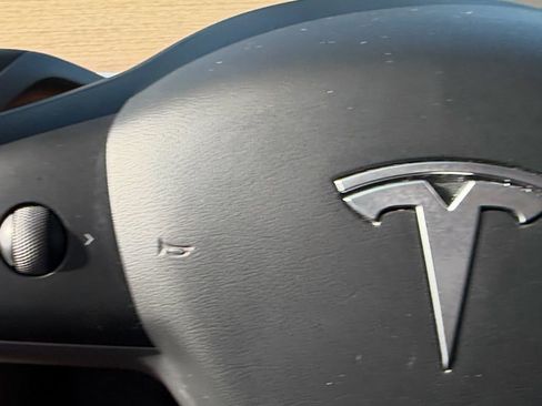 Used 2023 Tesla Model 3 Standard Range RWD image 19