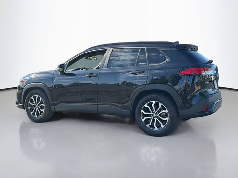 Used 2023 Toyota Corolla Cross AWD Hybrid image 4