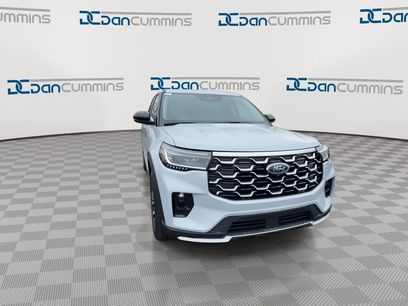 New 2026 Ford Explorer Platinum w/ LUX Leather Package