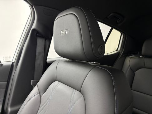 New 2026 Buick Envista Sport Touring w/ Convenience I Package FWD image 38
