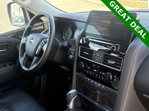 Used 2024 Nissan Armada Platinum w/ Captain's Chairs Package image 38