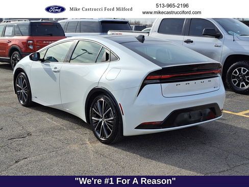 Used 2024 Toyota Prius Limited image 3