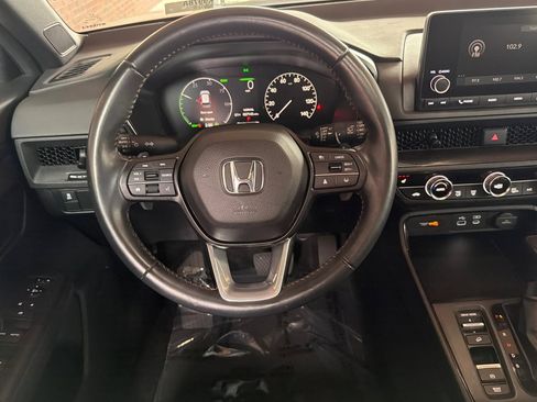 Used 2025 Honda CR-V Sport image 14