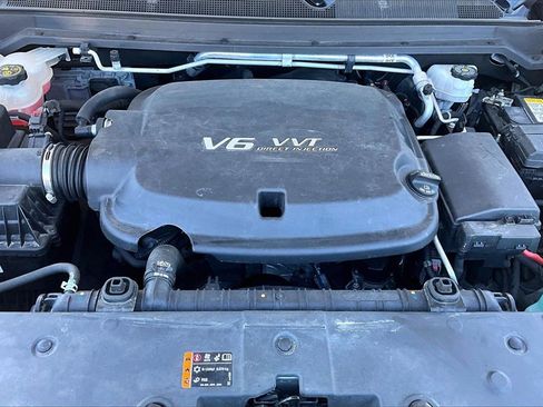 Used 2019 GMC Canyon 2WD Crew Cab w/ Convenience Package image 29