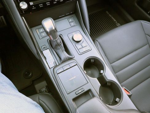 Used 2023 Lexus IS 350 F Sport w/ Navigation Package image 50