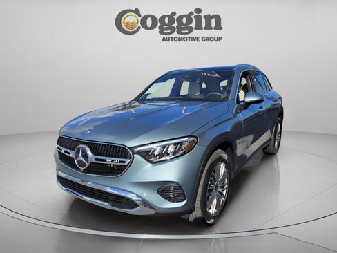 New 2026 Mercedes-Benz GLC 300 image 1