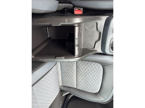 Used 2022 Chevrolet Colorado Z71 w/ Safety Package image 25