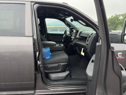 New 2026 RAM 2500 Tradesman AWD/4WD image 15