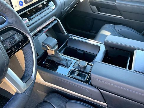 New 2026 Toyota Tundra Platinum image 7