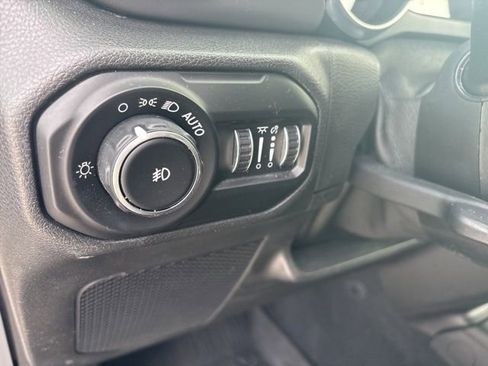 Used 2021 Jeep Wrangler Unlimited Sport image 30