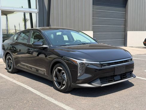 Used 2025 Kia K4 EX FWD image 15