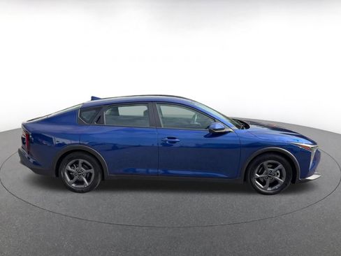 Used 2025 Kia K4 FWD image 16