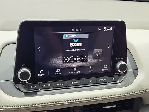 Used 2023 Nissan Rogue SV FWD image 19