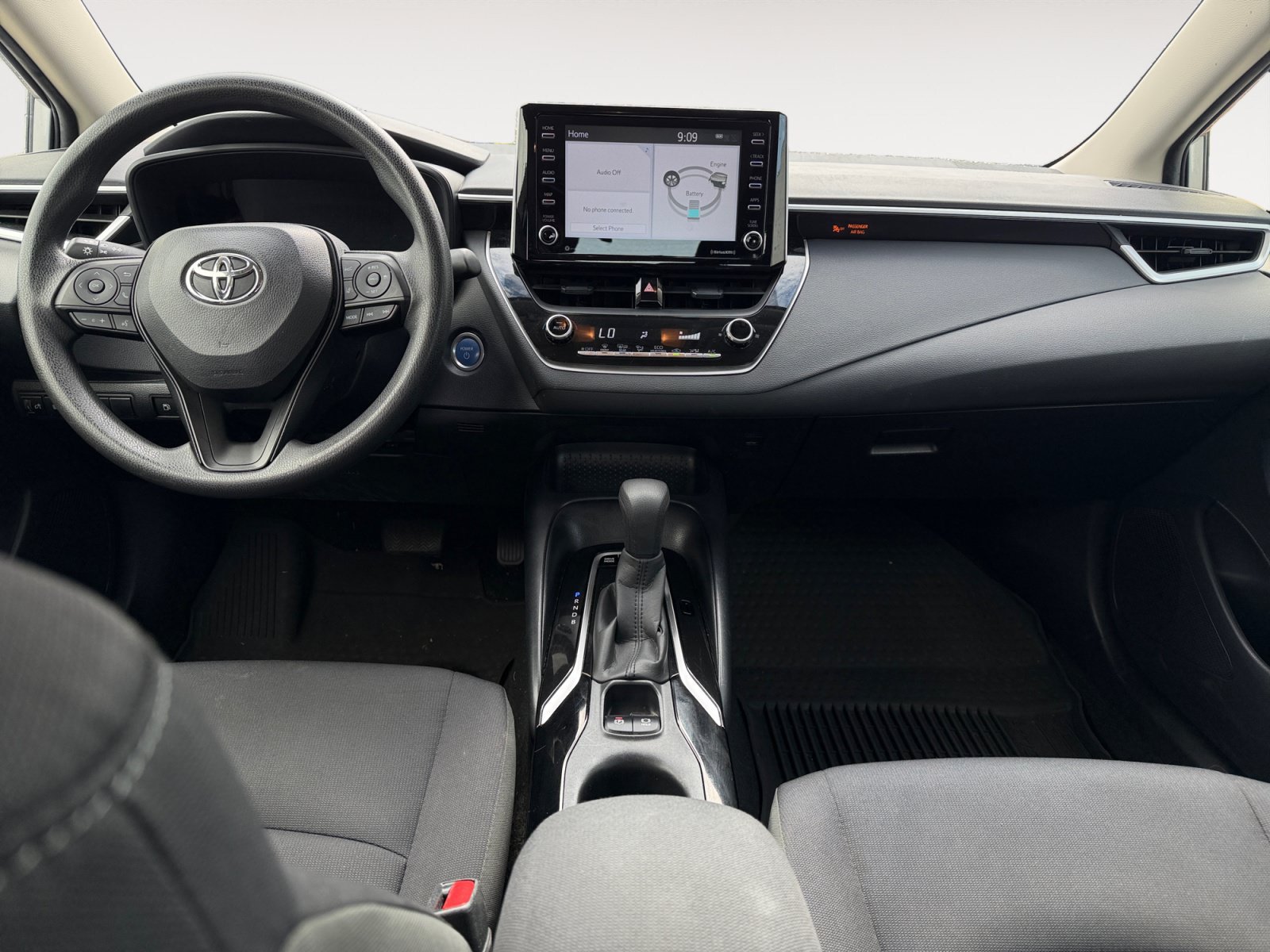 Used 2021 Toyota Corolla LE FWD image 11
