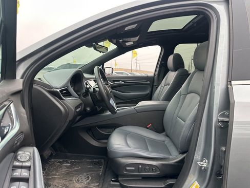 Used 2023 Buick Enclave Premium w/ Experience Buick Package AWD/4WD image 8