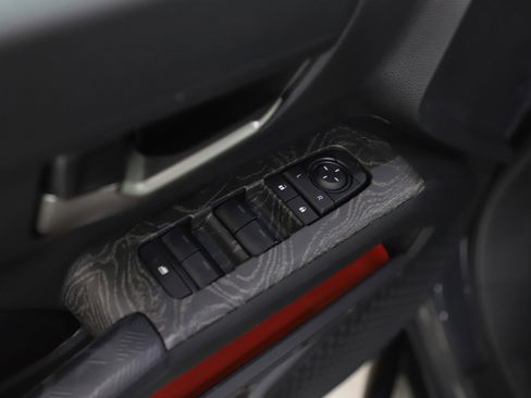 Used 2024 Toyota Tacoma TRD Off-Road image 20