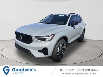 New 2026 Volvo XC40 B5 Plus w/ Climate Package
