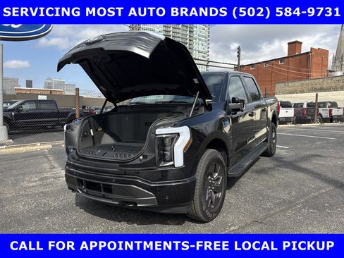 Used 2024 Ford F150 Lightning Lariat w/ Max Trailer Tow Package image 6