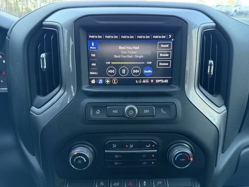 Used 2020 Chevrolet Silverado 1500 Custom w/ Custom Convenience Package image 19