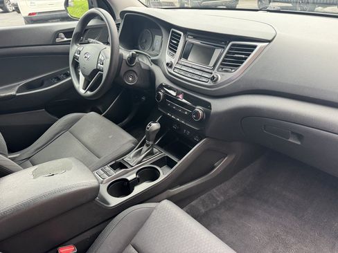 Used 2018 Hyundai Tucson SE FWD image 12
