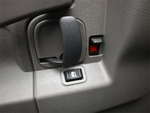 Used 2024 GMC Savana 2500 w/ Driver Convenience Package image 10