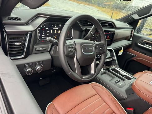 New 2026 GMC Sierra 2500 Denali Ultimate image 3