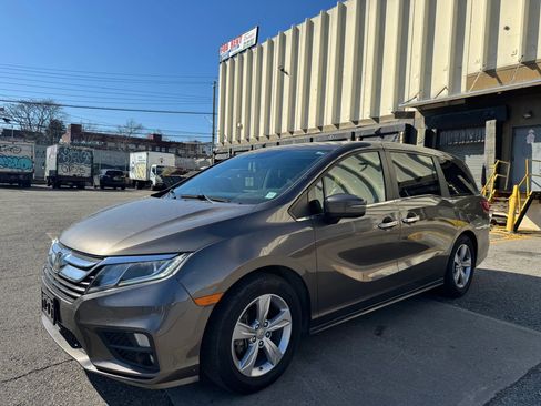 Used 2020 Honda Odyssey EX-L image 3