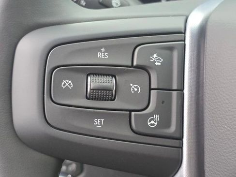 New 2026 GMC Sierra 1500 SLE image 29