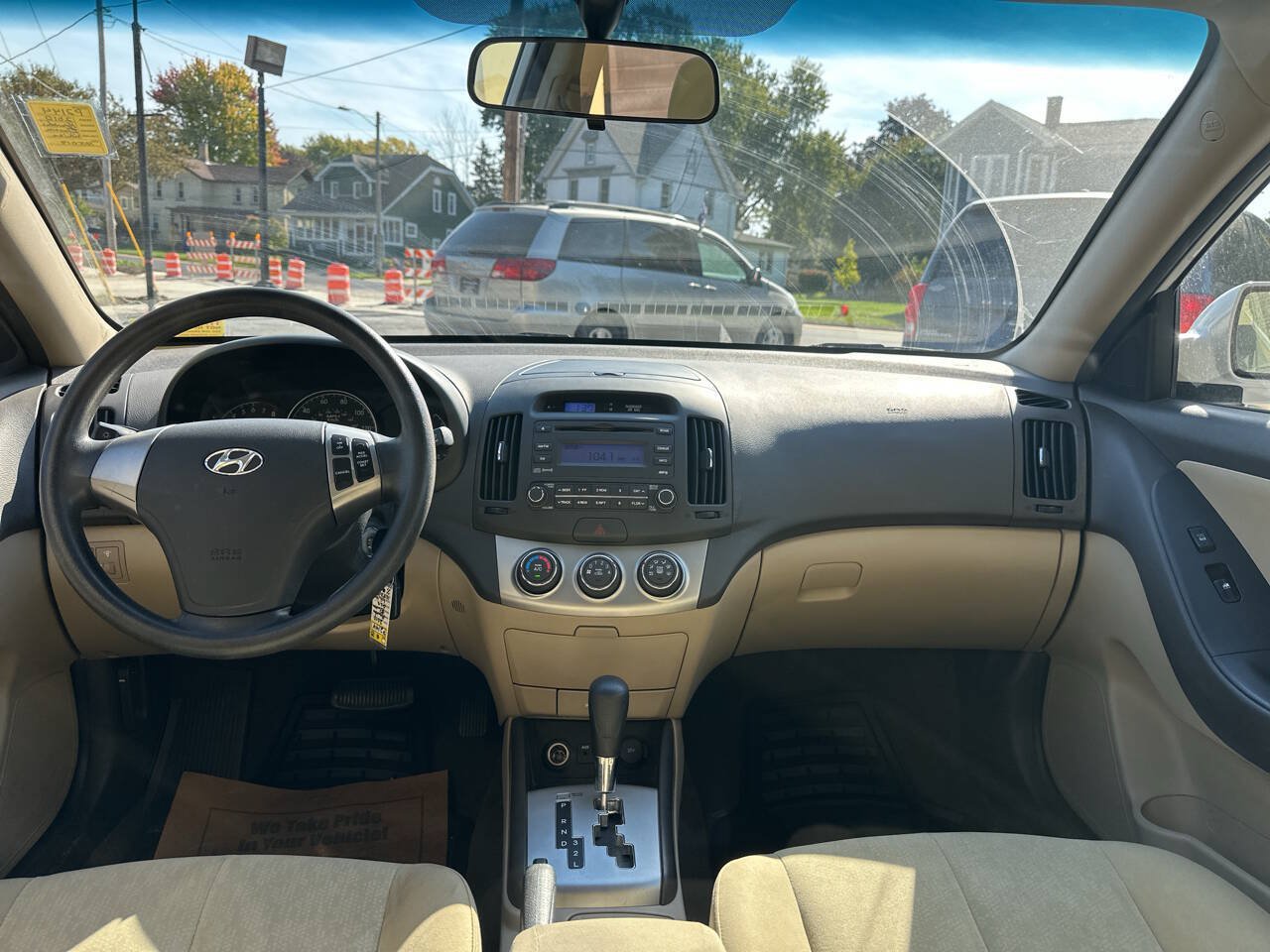 Used 2010 Hyundai Elantra GLS FWD image 14