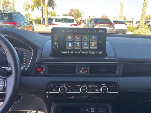 Used 2025 Honda Pilot Elite image 14