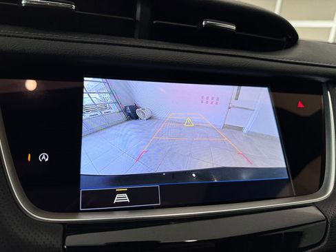 Certified 2023 Cadillac XT5 Premium Luxury AWD/4WD image 25