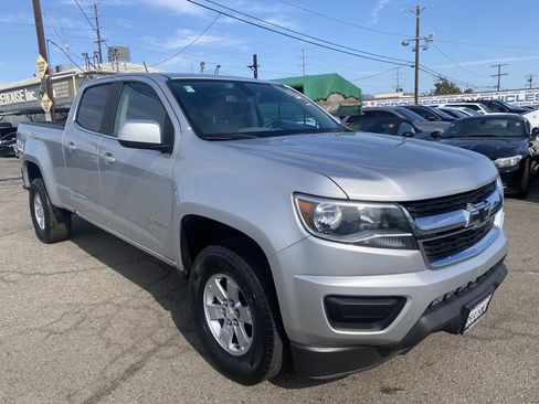 Used 2018 Chevrolet Colorado W/T w/ WT Convenience Package RWD image 6