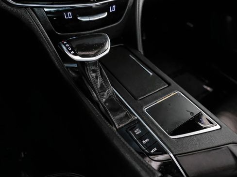 Used 2018 Cadillac CT6 Luxury image 24