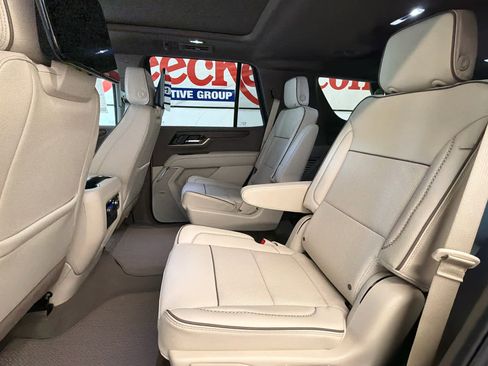 New 2026 GMC Yukon Denali w/ Denali Reserve Package AWD/4WD image 21