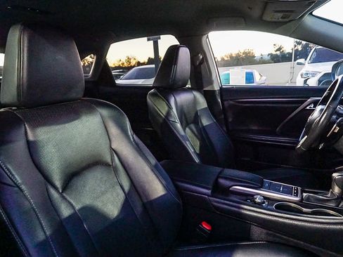 Used 2022 Lexus RX 350 FWD image 17