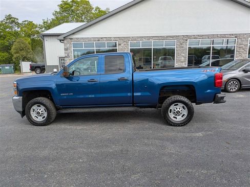 Used 2019 Chevrolet Silverado 2500 W/T AWD/4WD image 3