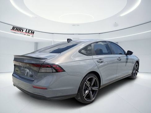 Used 2026 Honda Accord Sport image 3