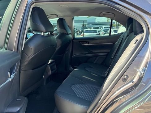 Used 2024 Toyota Camry SE w/ Convenience Package FWD image 11