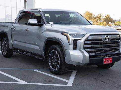 Used 2023 Toyota Tundra Limited RWD image 3