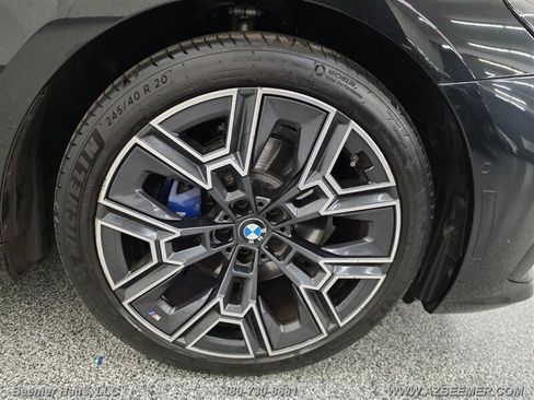 Used 2026 BMW 530i w/ M Sport Package RWD image 19